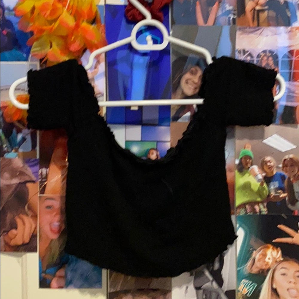 off the shoulder black crop top small